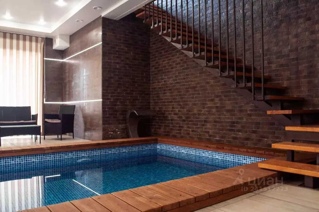 Дом в Новосибирская область, Новосибирск Волочаевский жилмассив,  (400 ... - Фото 2