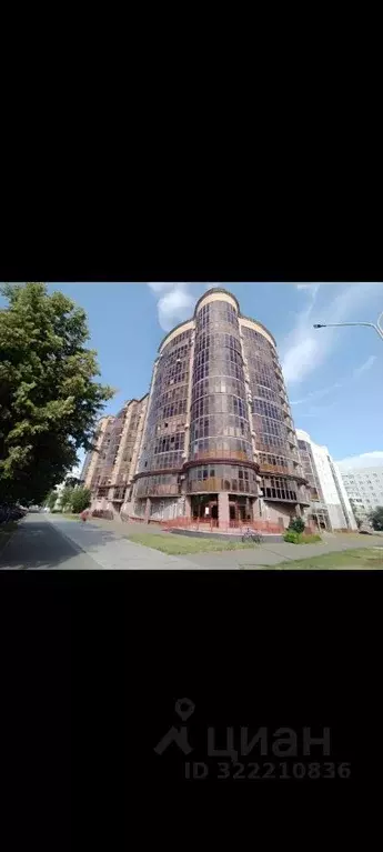 2-к кв. Татарстан, Нижнекамск просп. Химиков, 90 (65.0 м) - Фото 1