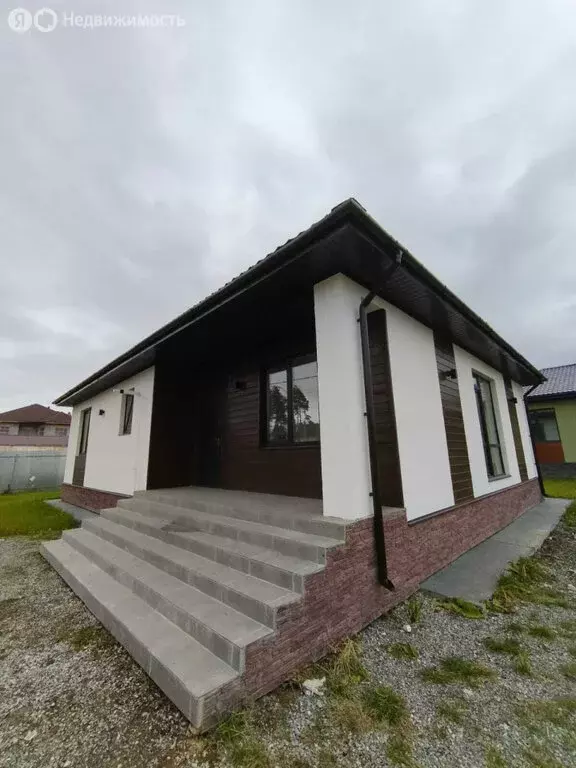 Дом в Свердловская область, муниципальное образование Екатеринбург, ... - Фото 1