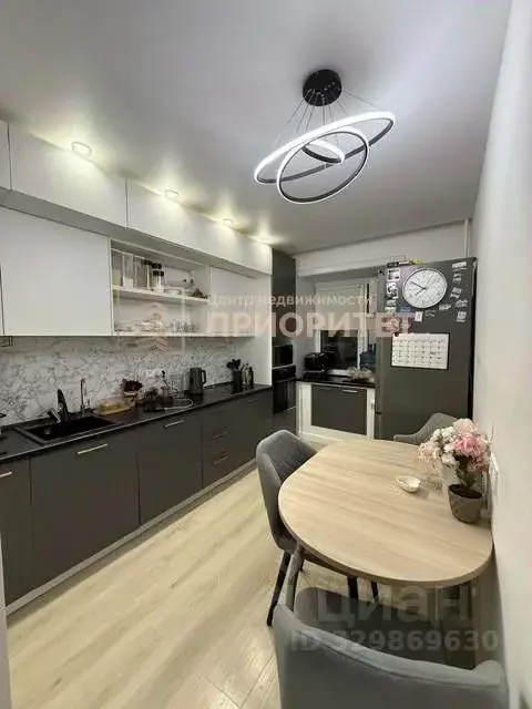 3-к кв. Саха (Якутия), Якутск Воинская ул., 1А (66.1 м) - Фото 1