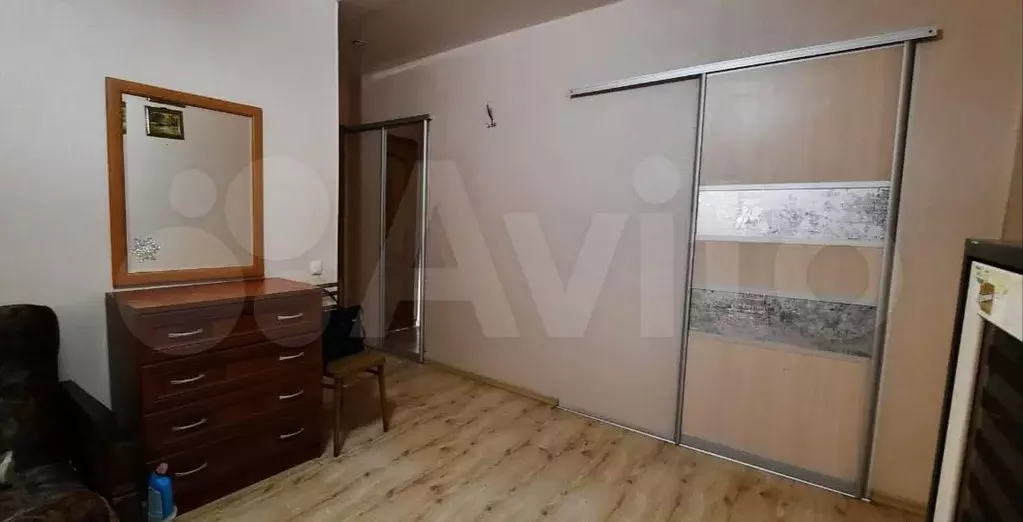 Комната 16 м в 3-к., 2/5 эт. - Фото 1