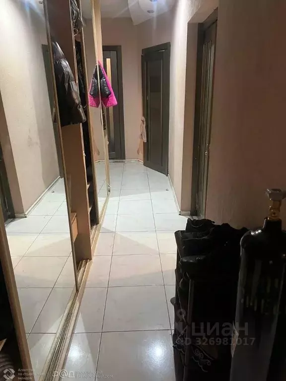 3-к кв. Иркутская область, Иркутск ул. Безбокова, 5 (63.7 м) - Фото 2