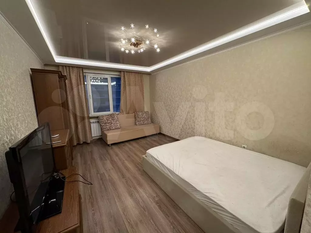 1-к. квартира, 45 м, 9/28 эт. - Фото 0