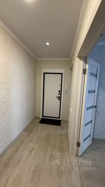 3-к кв. Самарская область, Тольятти Офицерская ул., 2б (67.2 м) - Фото 0