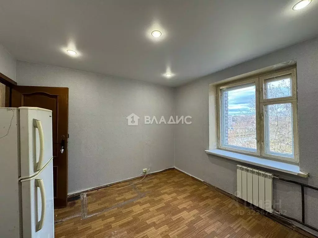 Комната Калужская область, Обнинск ул. Курчатова, 27 (11.4 м) - Фото 1