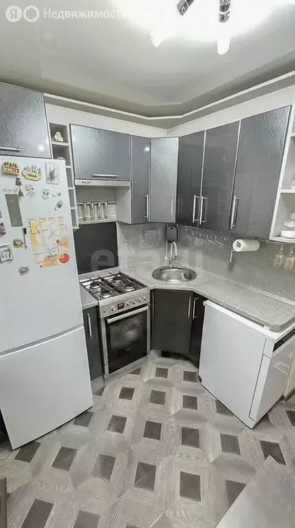 2-комнатная квартира: Ярославль, улица Ньютона, 28В (45.2 м) - Фото 2