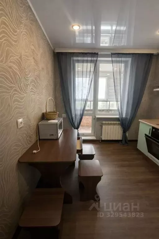 1-к кв. Омская область, Омск Взлетная ул., 13 (45.0 м) - Фото 2