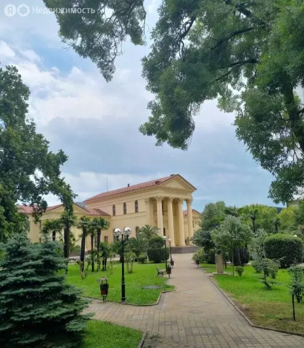 3-комнатная квартира: Сочи, микрорайон Центральный, улица Войкова, 20 ... - Фото 0
