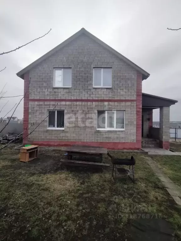Дом в Белгородская область, Белгородский район, с. Стрелецкое ул. ... - Фото 1