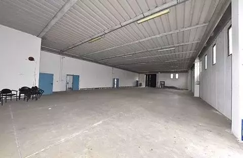 Warehouse with technical rooms and offices - Cavriglia (ar) - Фото 1