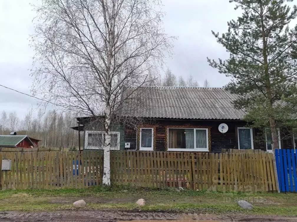 Дом в Новгородская область, Малая Вишера ул. Лесозаготовителей (44 м) - Фото 1