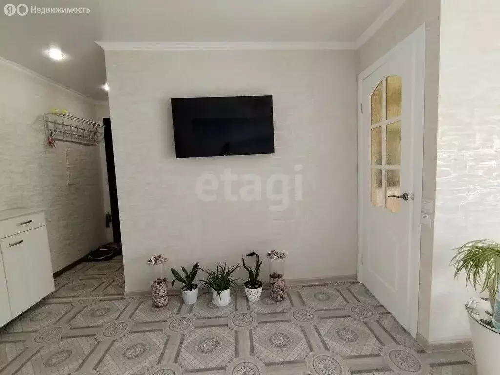 3-комнатная квартира: Саранск, улица Халтурина, 27 (56 м) - Фото 1