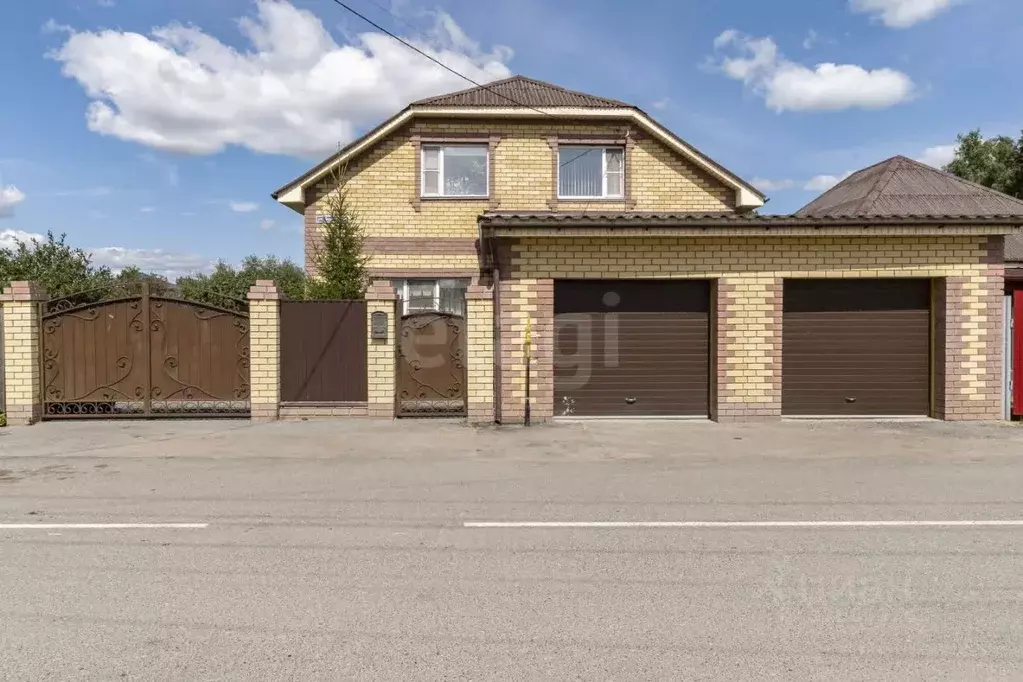 Дом в Тюменская область, Тюмень Быкова мкр, ул. Берегового (200 м) - Фото 1