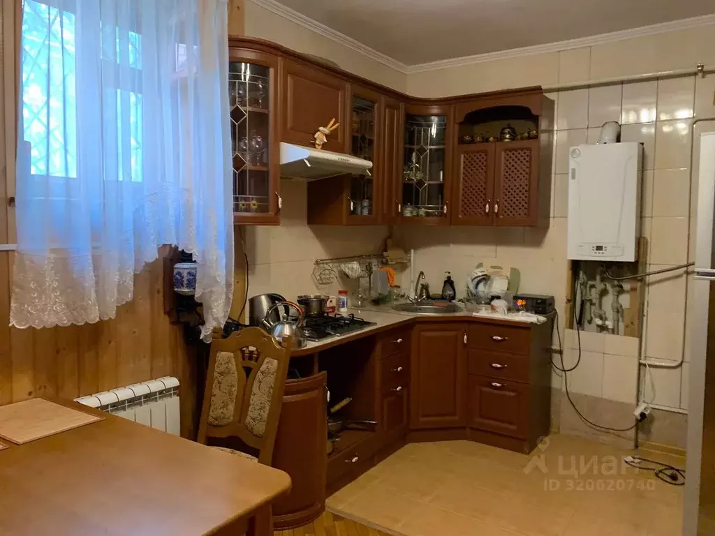 Дом в Ставропольский край, Пятигорск Бештаугорская ул. (180 м) - Фото 0
