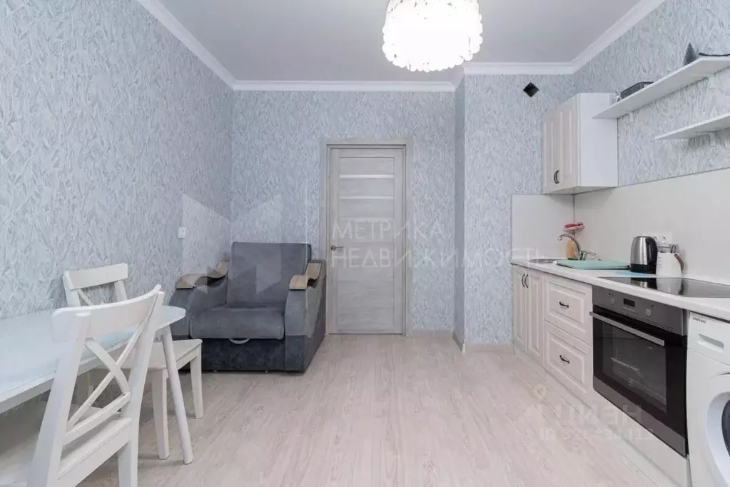 2-к кв. Тюменская область, Тюмень Таврическая ул., 9к4 (64.0 м) - Фото 1