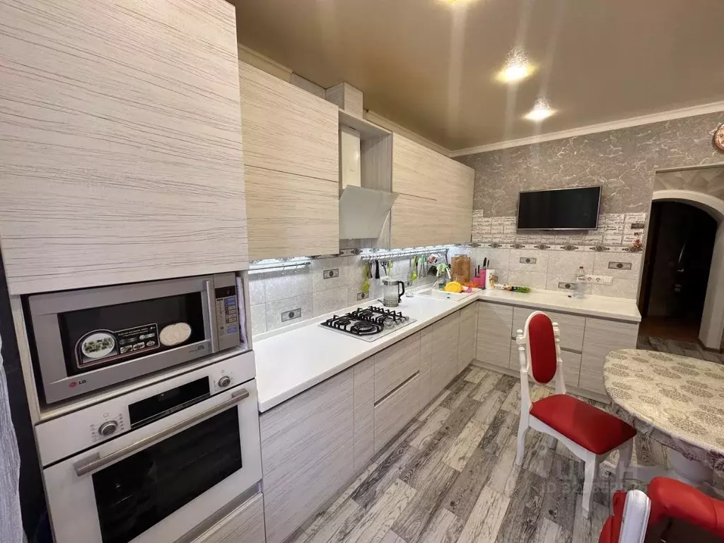 3-к кв. Мордовия, Саранск ул. Металлургов, 5А (87.5 м) - Фото 1