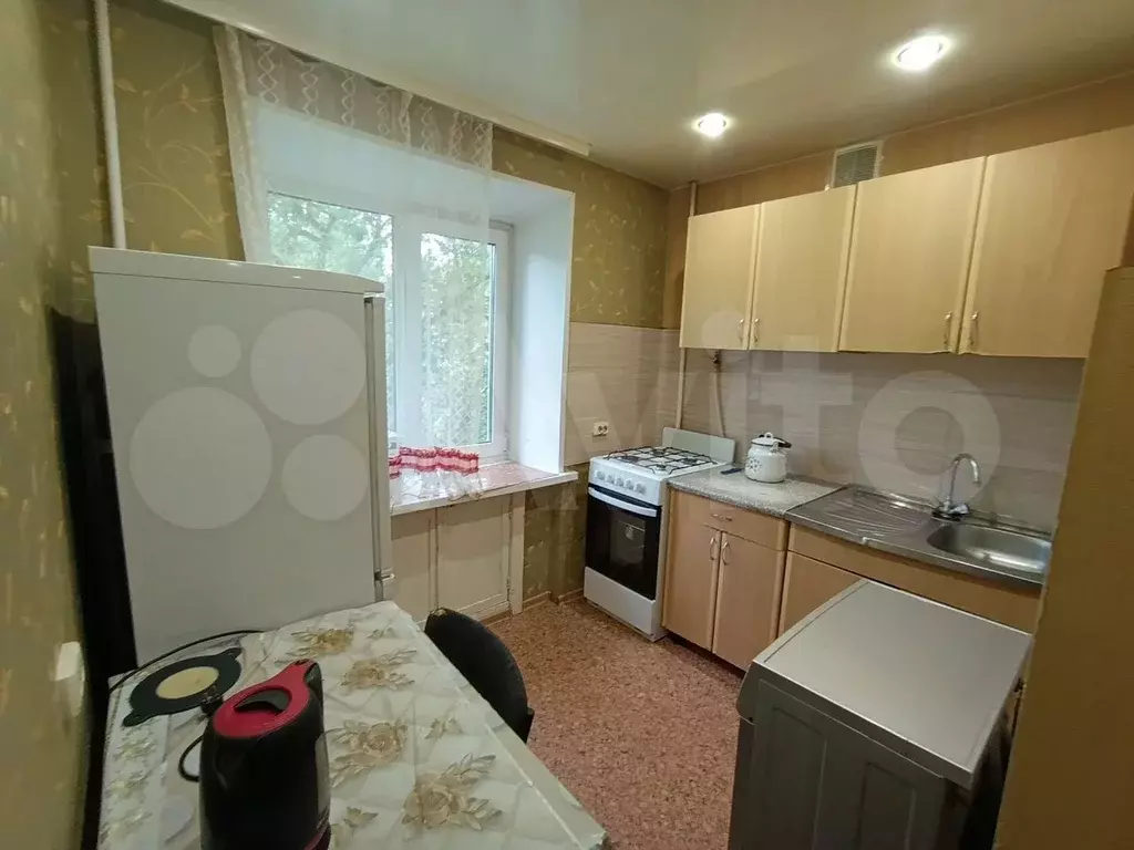 3-к. квартира, 58 м, 3/5 эт. - Фото 0