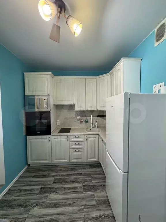 1-к. квартира, 40 м, 3/17 эт. - Фото 0