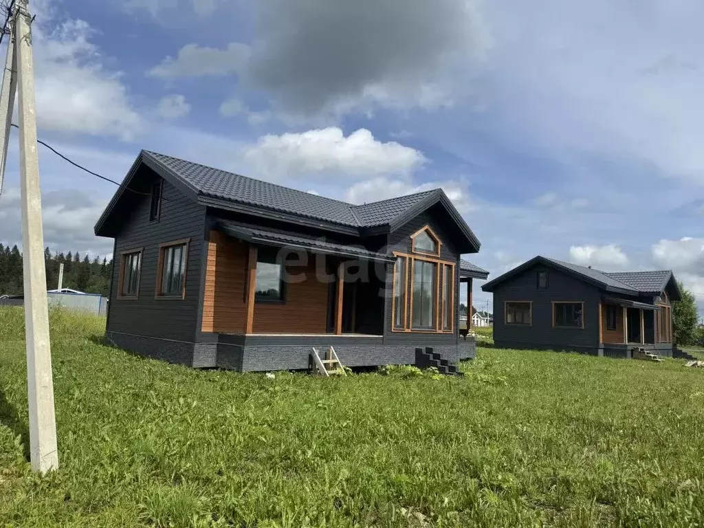 Дом в Ленинградская область, Волосовский район, Клопицкое с/пос, пос. ... - Фото 1