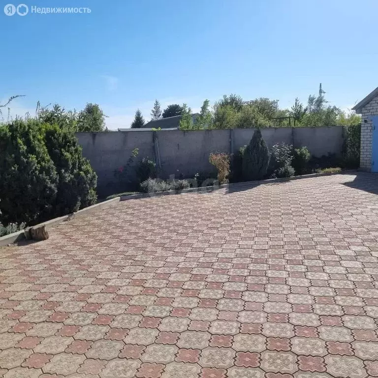 Дом в село Донское, улица Валькова (104 м) - Фото 1