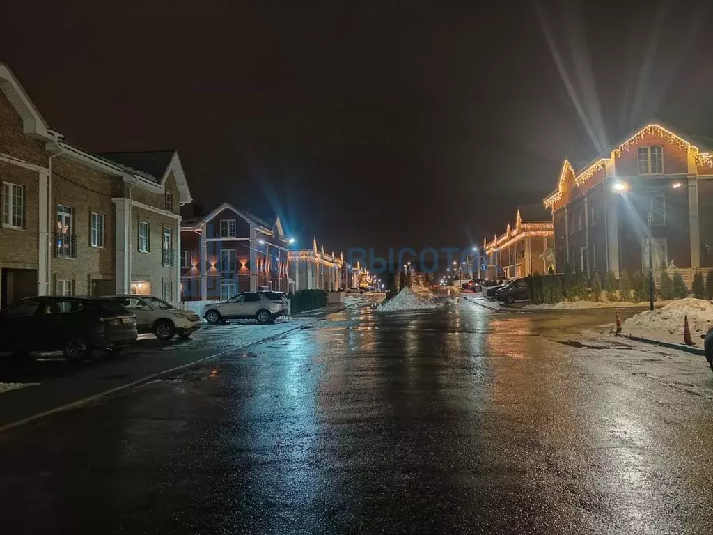 Таунхаус в Московская область, Подольск городской округ, д. Бережки ... - Фото 0