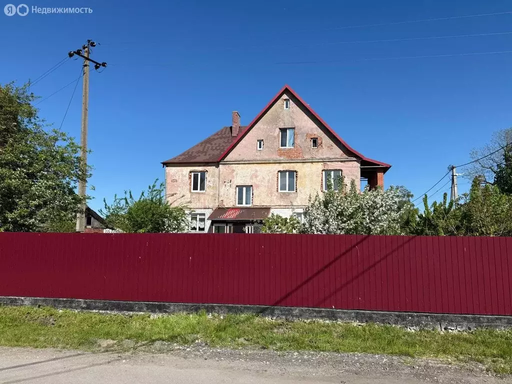 Дом в посёлок Маршальское, Центральная улица (436.4 м) - Фото 1
