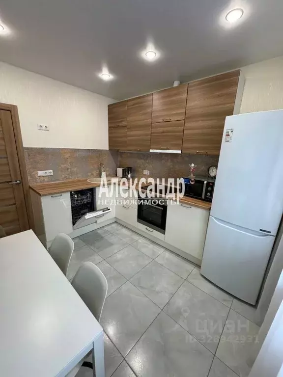 1-к кв. Ленинградская область, Мурино Всеволожский район, бул. ... - Фото 1