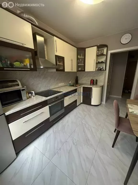 2-комнатная квартира: Нижний Новгород, улица Ванеева, 229 (67 м) - Фото 1