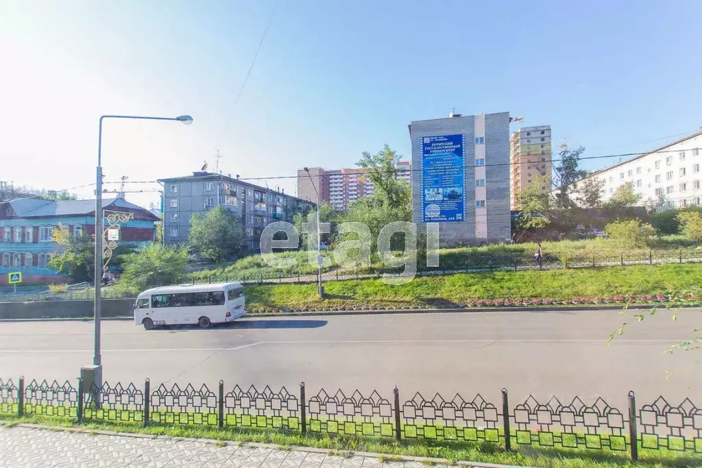 3-к кв. Бурятия, Улан-Удэ ул. Сухэ-Батора, 2 (57.7 м) - Фото 0