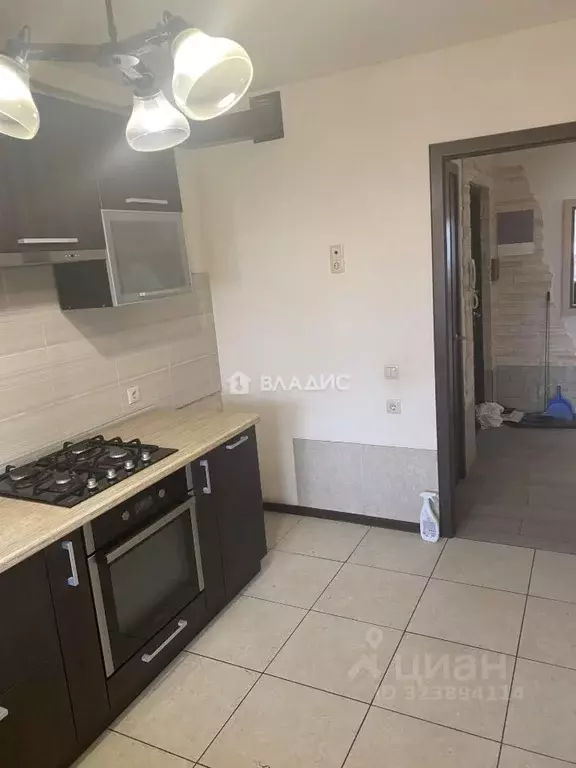 3-к кв. Волгоградская область, Волгоград ул. Маршала Воронова, 18 ... - Фото 2