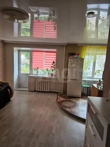 3-к. квартира, 50 м, 3/3 эт. - Фото 0