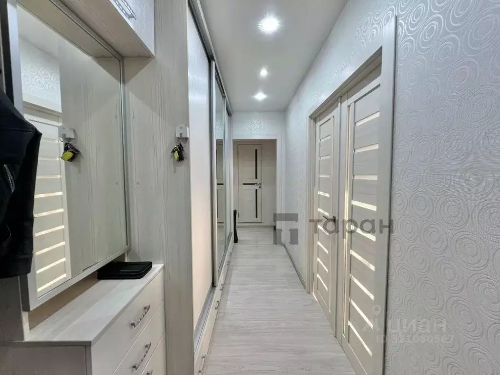 2-к кв. Челябинская область, Челябинск ул. Куйбышева, 37А (52.7 м) - Фото 0