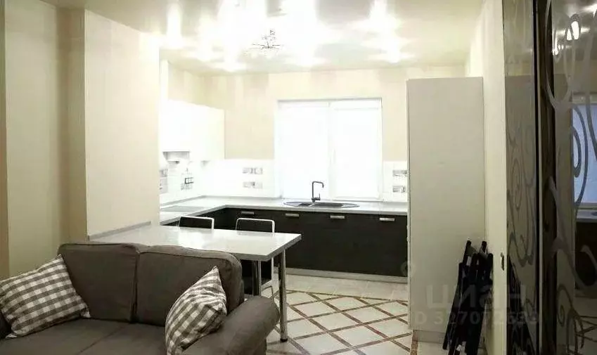 2-к кв. Самарская область, Самара Молодогвардейская ул., 139 (90.0 м) - Фото 1