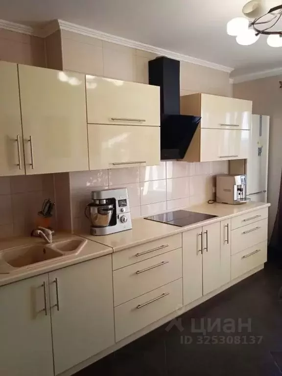 2-к кв. Ростовская область, Таганрог ул. Ленина, 226-5 (75.0 м) - Фото 1