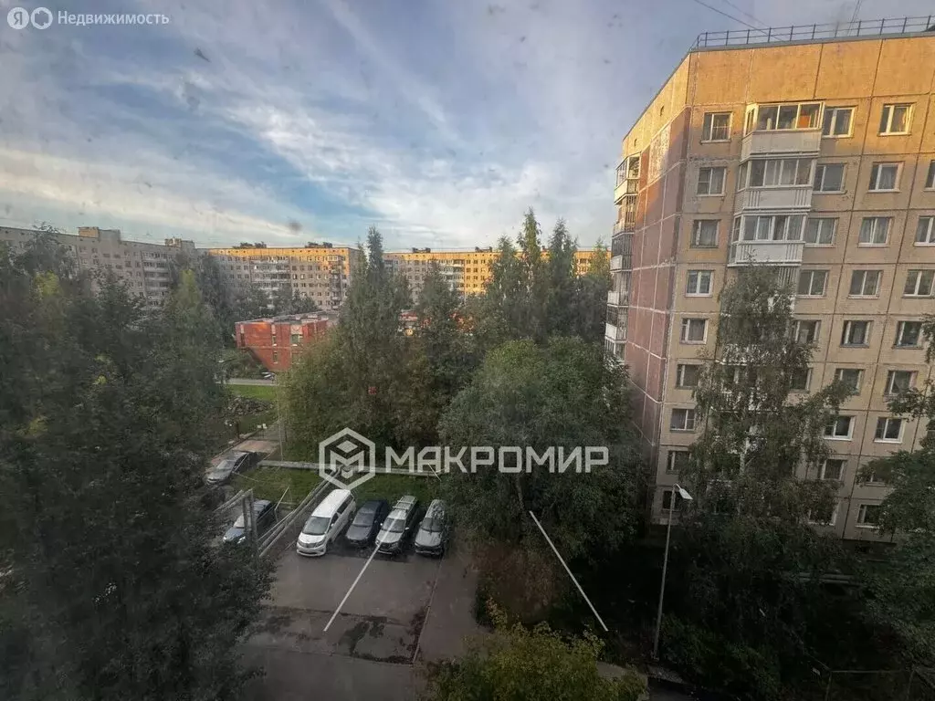 4-комнатная квартира: посёлок Металлострой, Полевая улица, 23 (73.6 м) - Фото 1