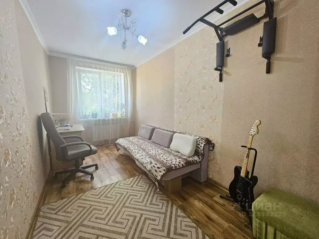 2-к кв. Севастополь ул. Лобанова, 18А (41.9 м) - Фото 0