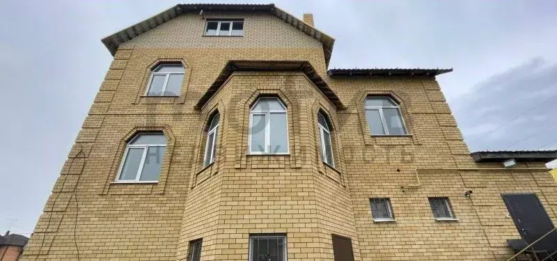 Дом в Тюменская область, Тюмень Трактовая ул., 75 (315 м) - Фото 1