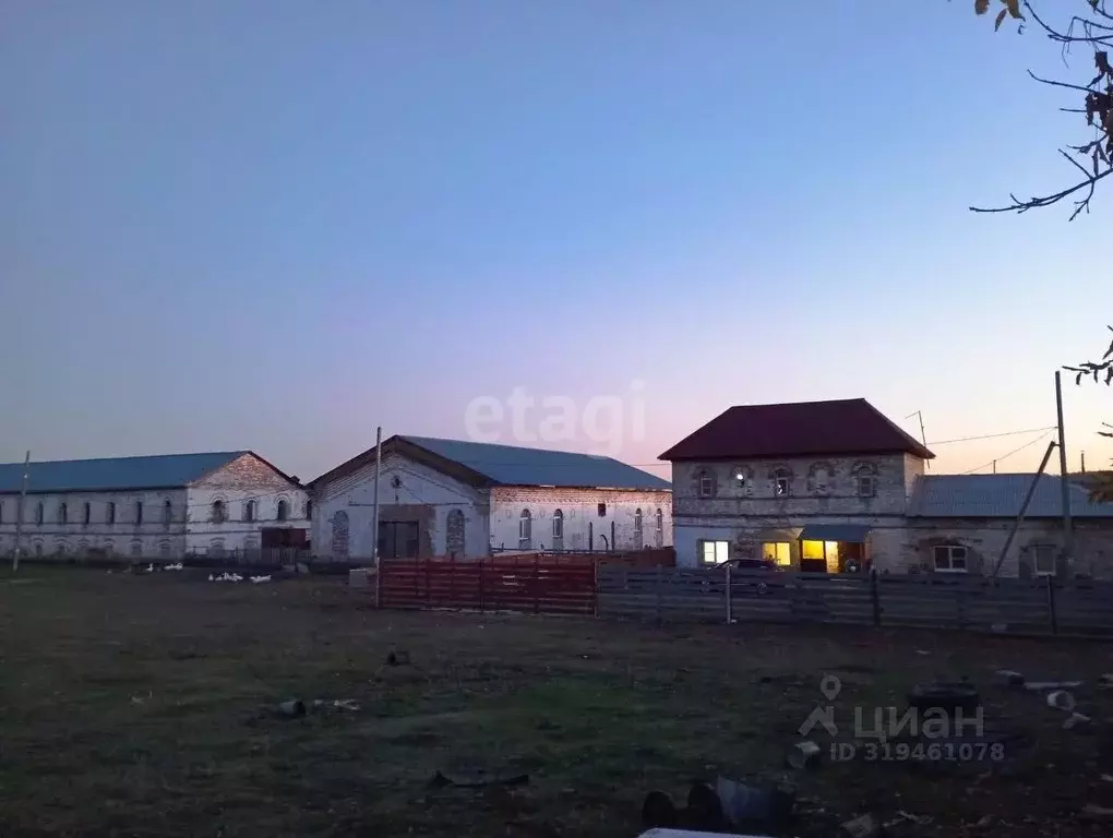 Дом в Челябинская область, Пластовский муниципальный округ, с. ... - Фото 0