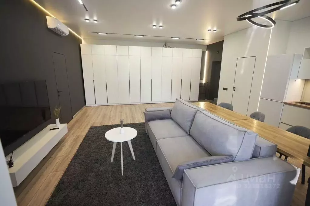 2-к кв. Красноярский край, Красноярск ул. Петра Подзолкова, 10 (71.0 ... - Фото 1