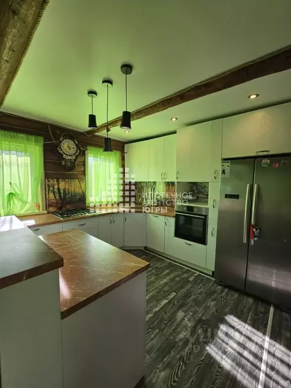 Дом в Ханты-Мансийский АО, Ханты-Мансийск ул. Виноградная, 20 (82 м) - Фото 1