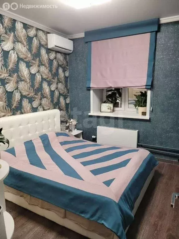 3-комнатная квартира: Пермь, Малая улица, 1 (54.3 м) - Фото 1