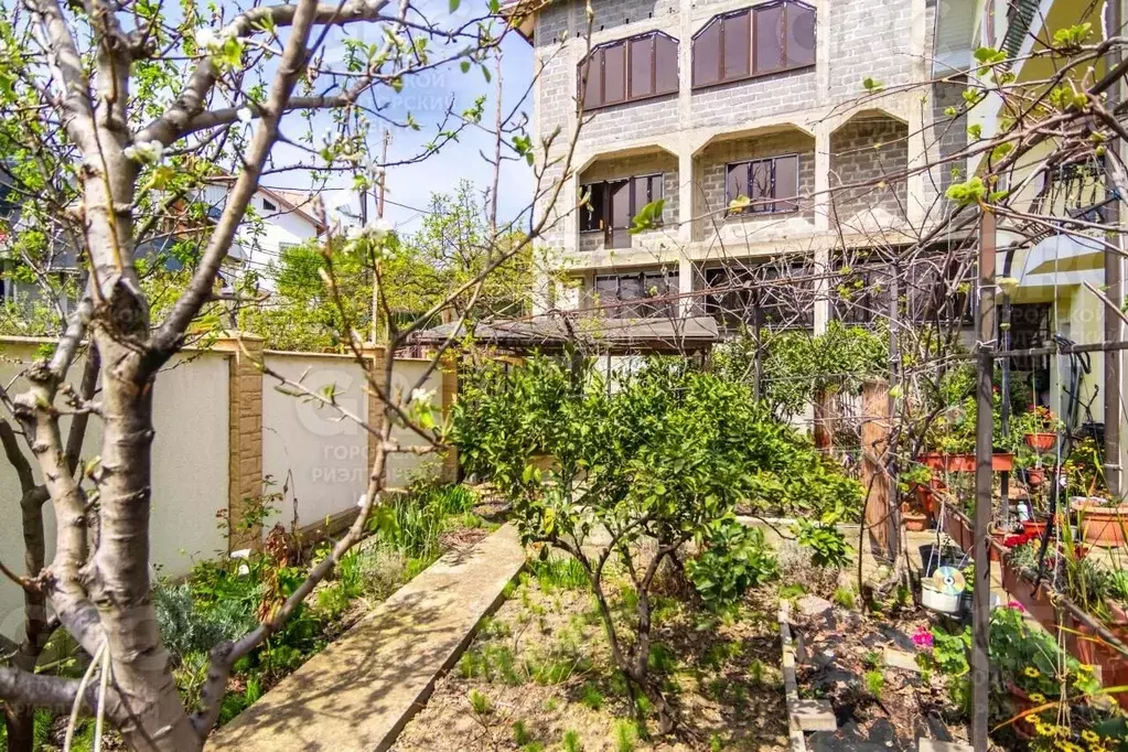 Дом в Краснодарский край, Сочи Ландышевая ул., 44Б (350 м) - Фото 1