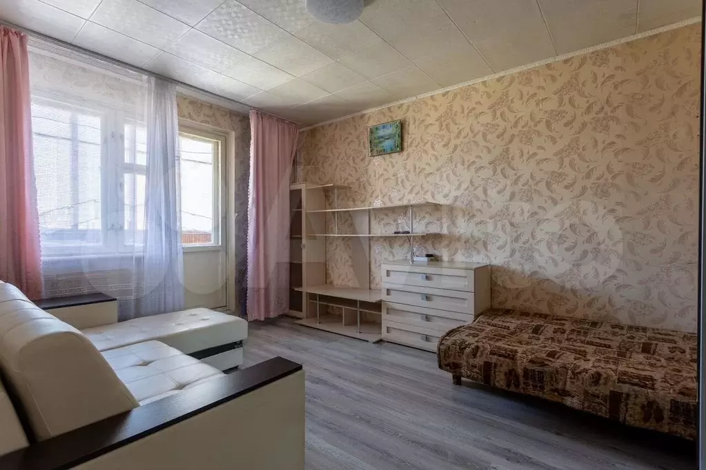 2-к. квартира, 55 м, 8/17 эт. - Фото 0
