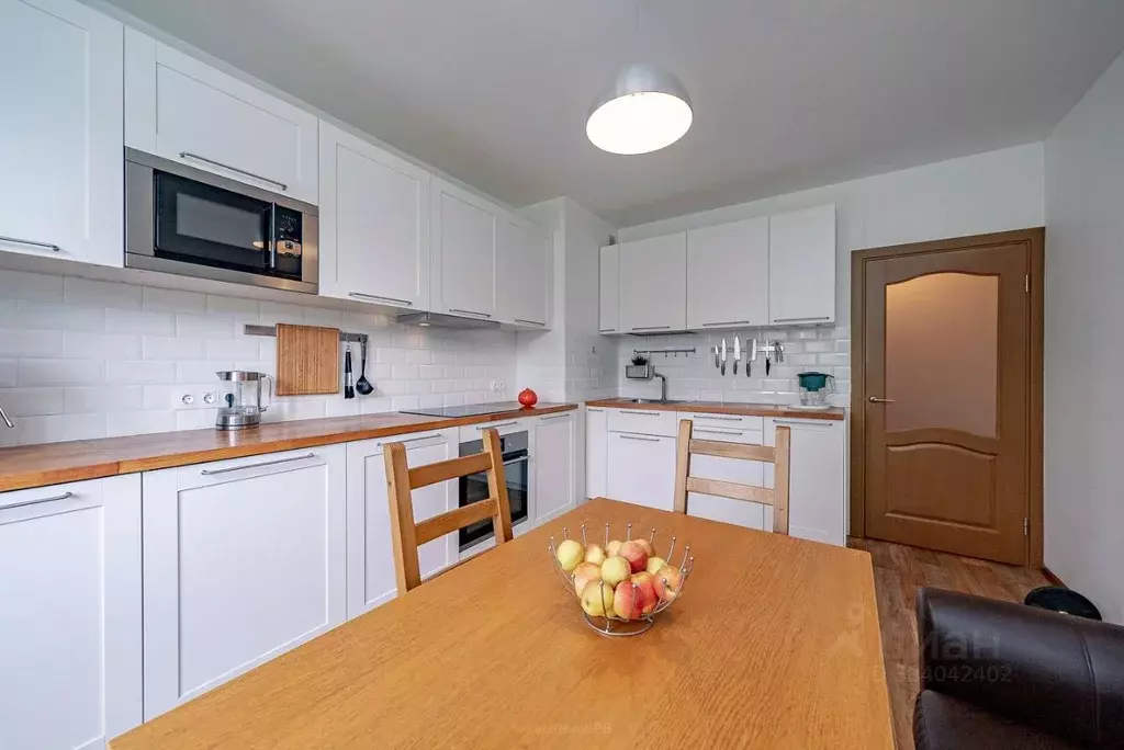 2-к кв. Санкт-Петербург Бестужевская ул., 7к1 (66.8 м) - Фото 1
