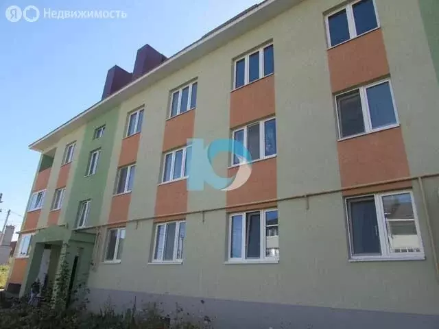 2-комнатная квартира: село Иглино, Урманская улица, 1 (47 м) - Фото 1