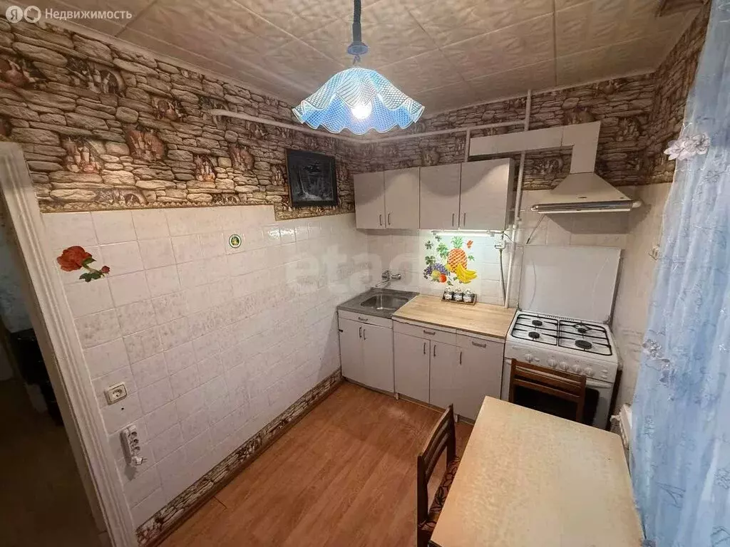 3-комнатная квартира: Кимры, Комсомольская улица, 37А (57 м) - Фото 0