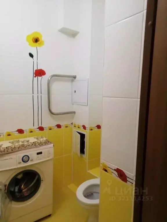 1-к кв. Курская область, Курск просп. Вячеслава Клыкова, 70 (37.0 м) - Фото 1