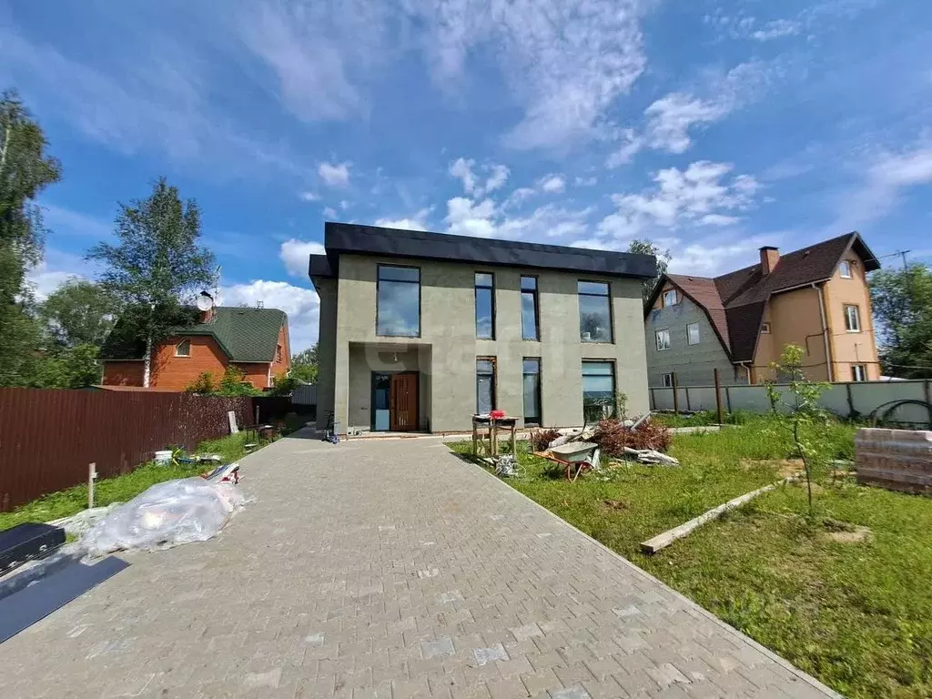 Дом в Москва пос. Толстопальцево, ул. Маяковского, 9 (239 м) - Фото 1