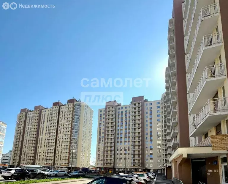 3-комнатная квартира: Пермь, улица Карпинского, 112/1 (80.2 м) - Фото 0