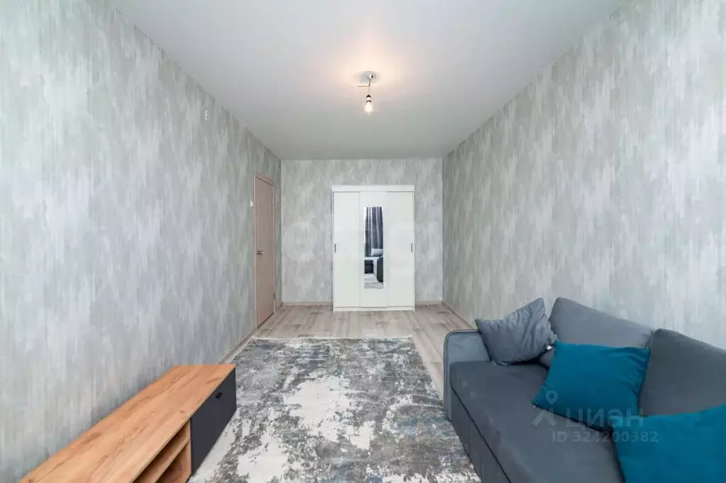 1-к кв. Курганская область, Курган Заозерный жилрайон, 8-й мкр, 5 ... - Фото 1